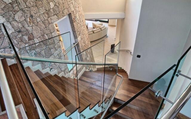 Villa Sunset Deluxe Live Luxury Lifestyle in Ibiza