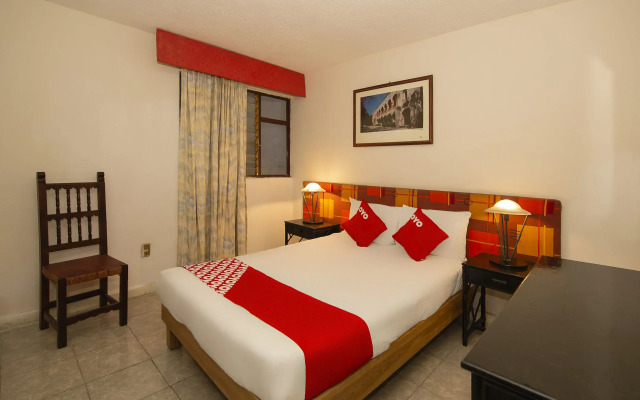 Hotel El Meson De La Luna