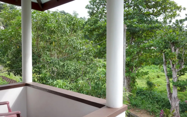Manel Guesthouse