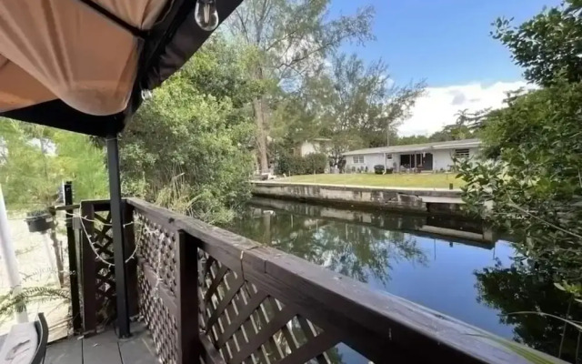 Heated Pool Home Near Beach