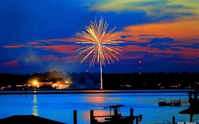 Sedgefield 102 by RedAwning