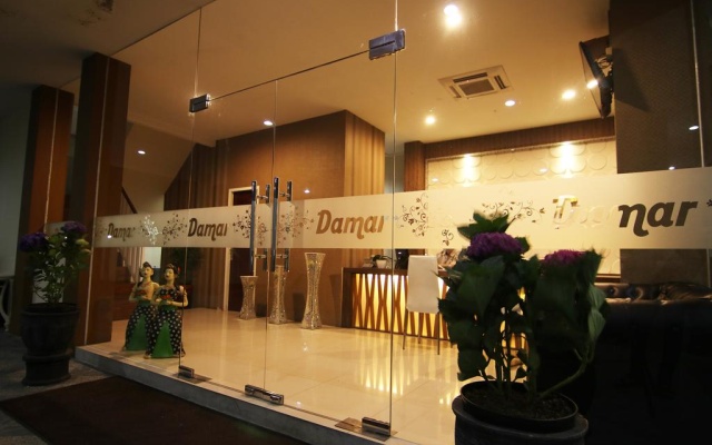 Bluebells Hotel Syariah Malang( Formerly Damar Hot – Lobby – Malang