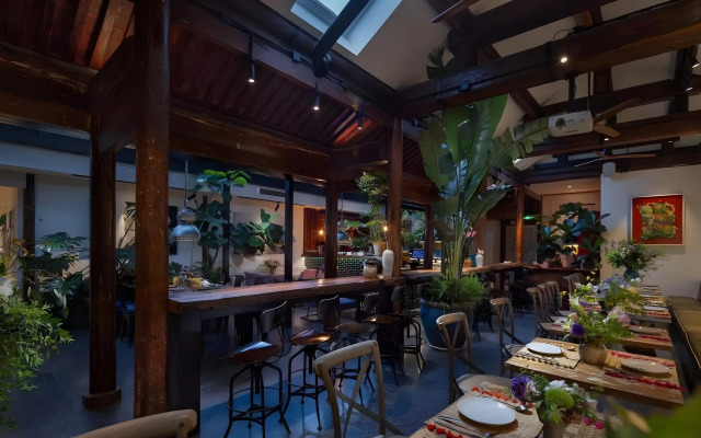 Peking Yard Boutique Hotel