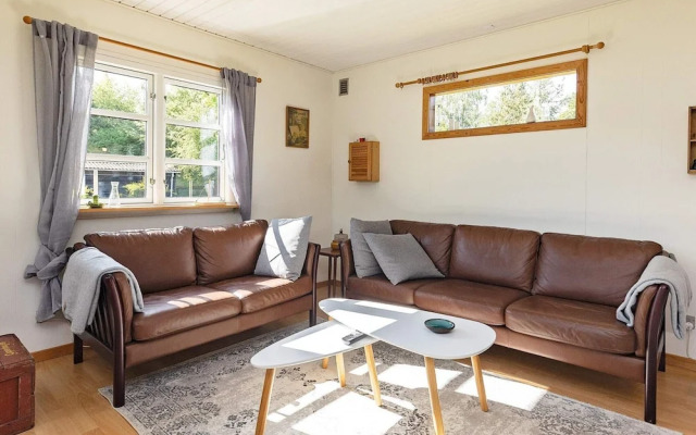 6 Person Holiday Home in Hojslev