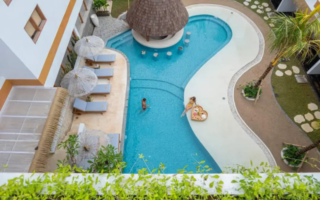 Roomates Surf Camp Canggu by Ini Vie Hospitality