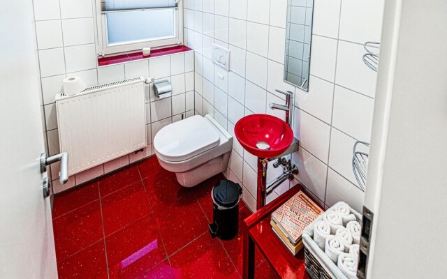 Beautiful Home in Lennestadt With 3 Bedrooms and Wifi