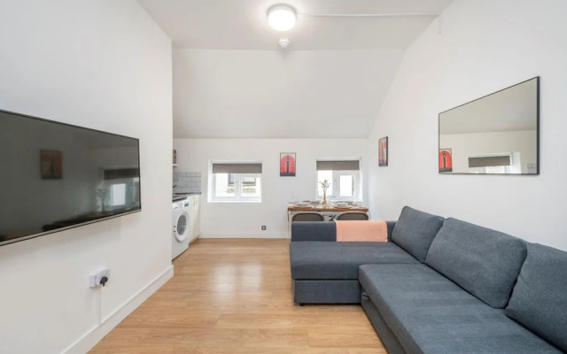 The Cutesy - Fitzrovia - by Frankie Says