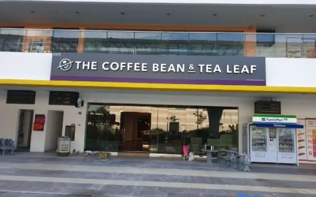 2pax Studio@Zeva/Near UPM/MRT/Aeon with Desk&TV – Exterior – Seri Kembangan
