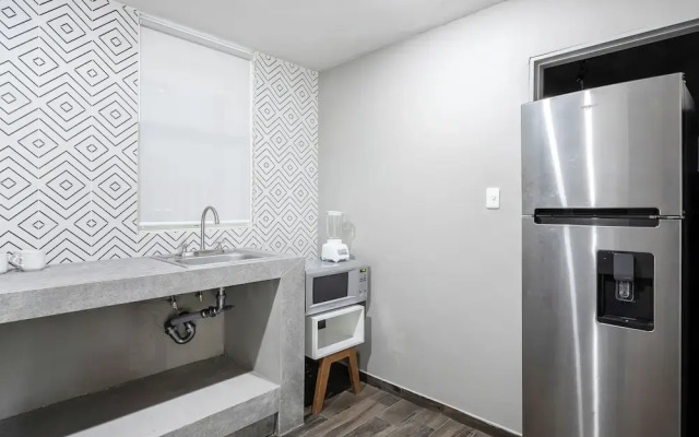 Modern Flat by Polanco Balcony Pet Friendly