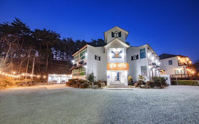 Gangneung gyeongpo pine pension