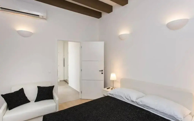 Klarisa Palace Rooms