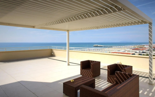 Hotel Capri & Residence