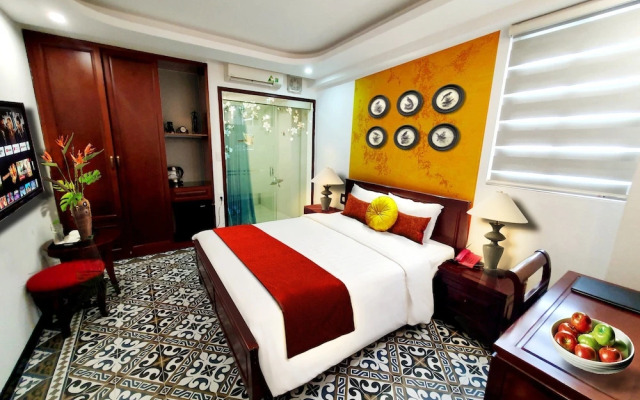 Charming 2 Hotel