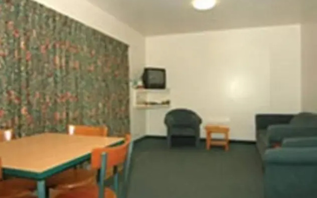 Coromandel Court Motel