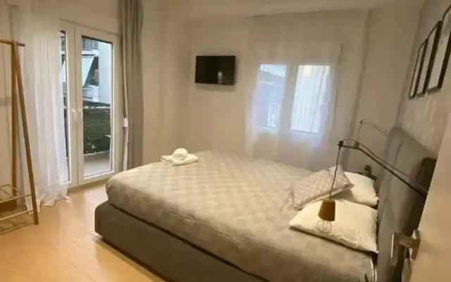 Utopia Apartment- At019