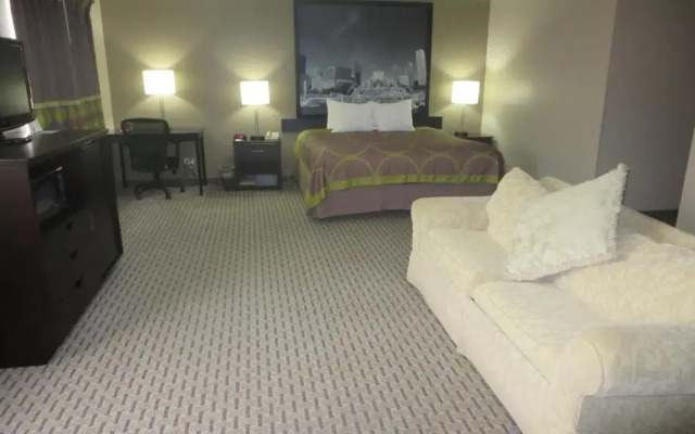 Super 8 Mundelein/Libertyville Area