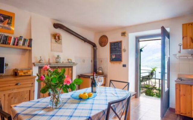 House Ronco Dongo 25531