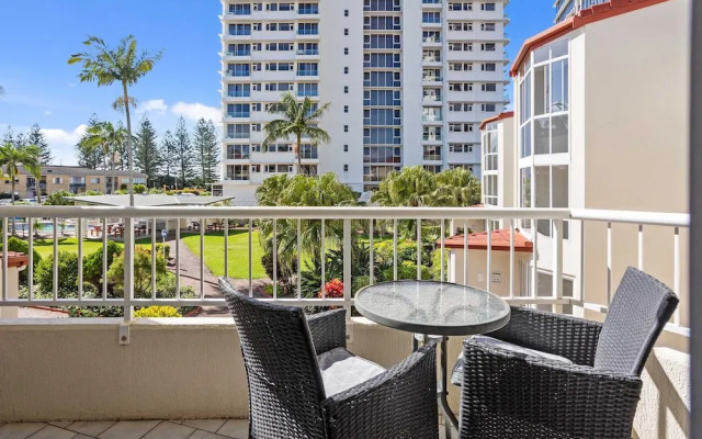 Key Largo - Hosted by Burleigh Letting