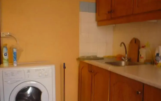 Guest House On Generala Simonyaka