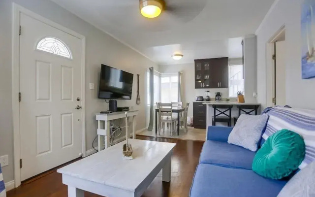 Manhattan Shores 1C