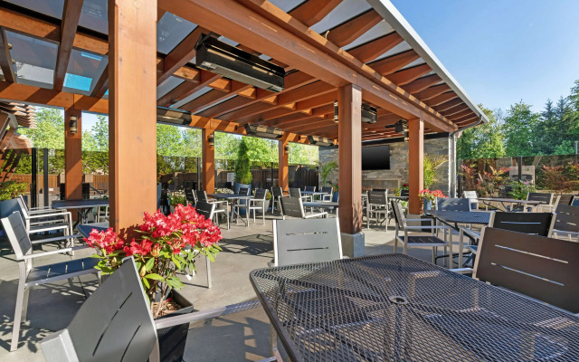 Best Western Plus Barclay Hotel