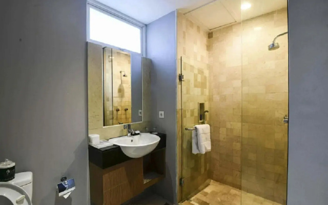 The Malibu Suites Balikpapan by Sissae Living