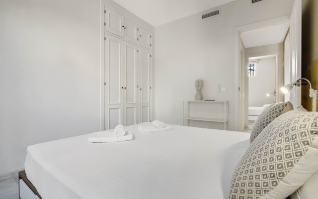 Apartment in Torremolinos Near Beaches