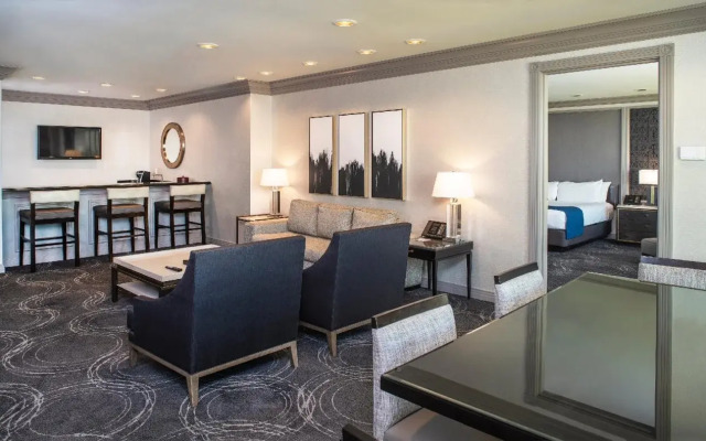 Suncoast Hotel and Casino