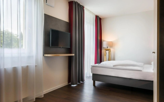 Signature East Hotel Apartment