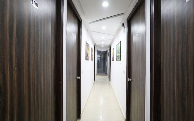 OYO 10795 Hotel RS Residency