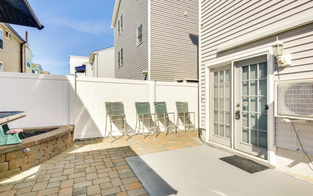 Half-mi to Wildwood Boardwalk: Family-friendly Apt