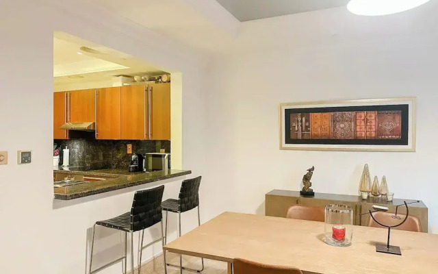 1BR North Residence with Beach Access