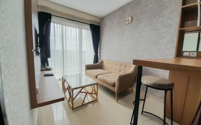 Fancy And Nice 1Br At Patraland Amarta Apartment