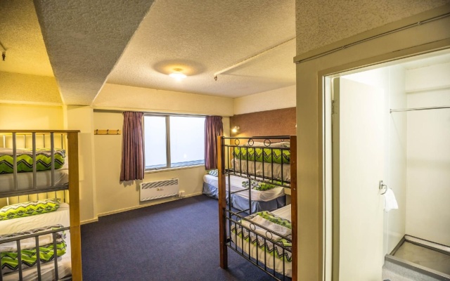 YHA Queenstown Central - Hostel – Guest Rooms – Queenstown