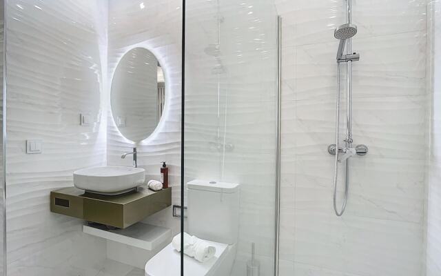 Torre Palace II by Atlantic Holiday