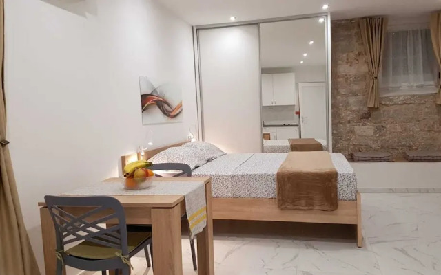 Tales Of Split-100 Meters From The Seafront