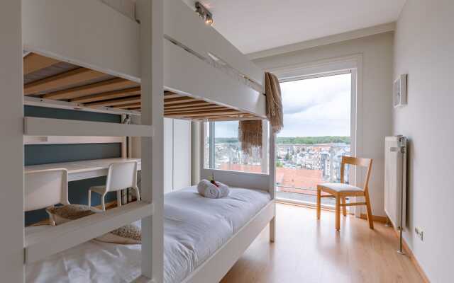 Charming Apartment Near the Beach With Balcony