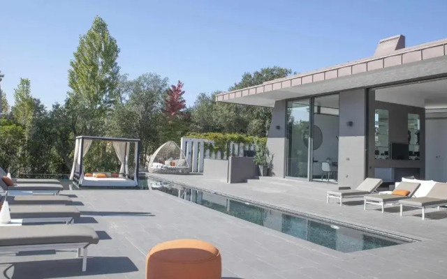 Luxurious Golf Villa La Vinya 5