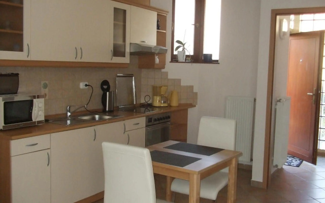 Feng Shui Wellness Apartmanhaz Heviz