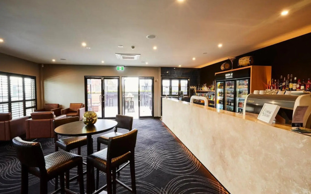 Mornington Hotel