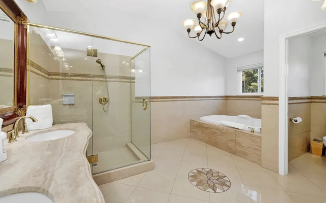 Mountain View Manor #2546