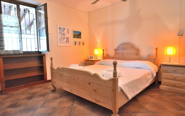 Apartment With Pool Ai Pignoi 1st floor