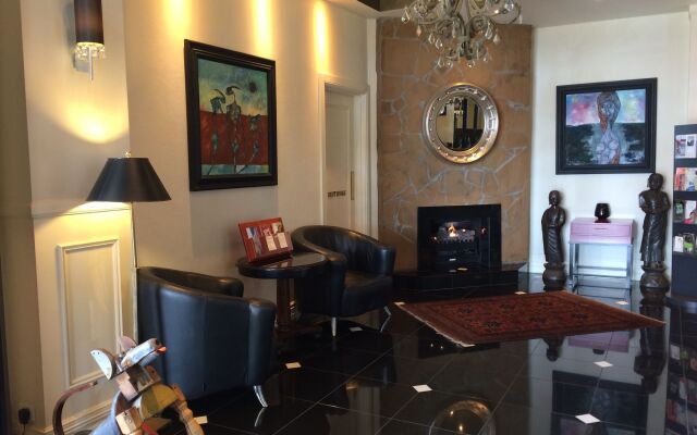 Echoes Boutique Hotel and Restaurant