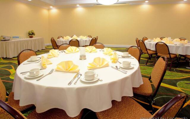 Holiday Inn Winchester Se-Historic Gateway by IHG