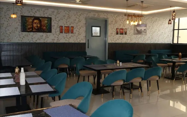 Aries Inn