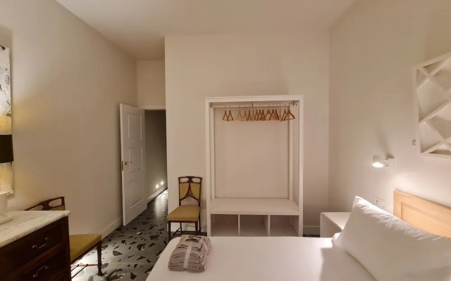 City Center Madrid Apartment With 2 Bedrooms