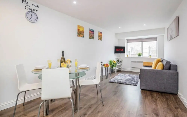 Watford High Street - Modernview Serviced Accommodation F10