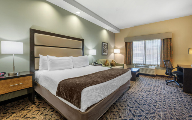 Best Western Plus College Park Hotel