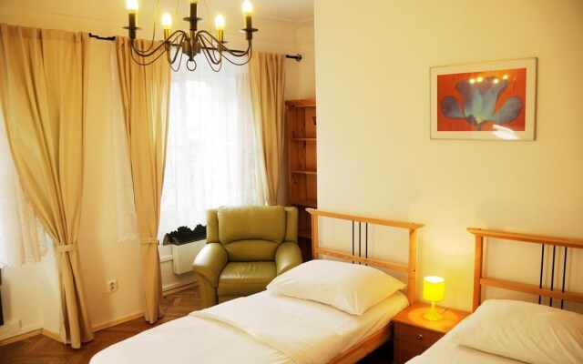 Apartment Romana