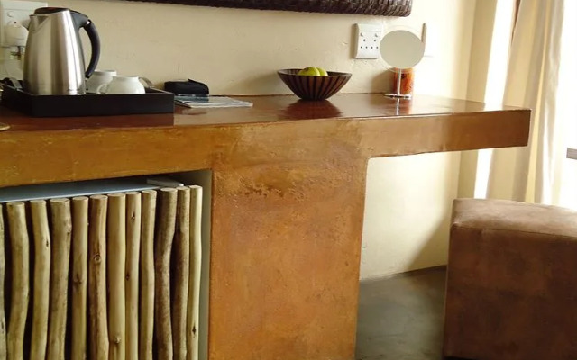 Umnenge Lodge & Charters